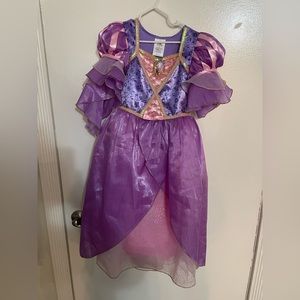 DISNEY Tangled Rapunzel Princess Halloween Costume worn once